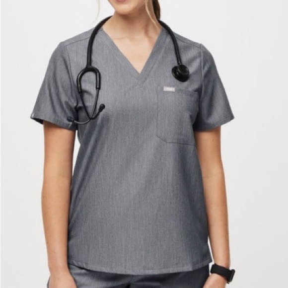 FIGS Women's Catarina One-Pocket Scrub Top in Graphite Gray - Picture 1 of 7